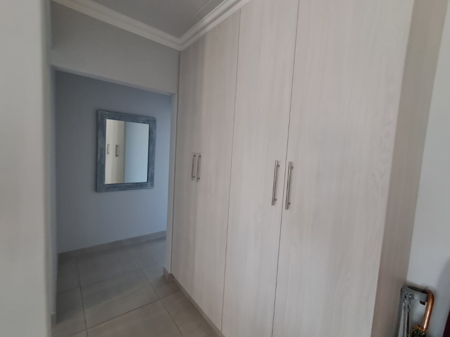 3 Bedroom Property for Sale in Avonddans Western Cape